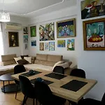 At An Artist's Place! Appartamento *